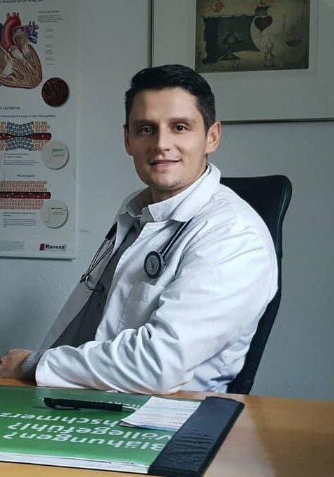 Doctor Dermatologist Dino Dragičević